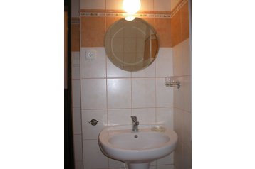 Čehija Chata Strážné, Eksterjers